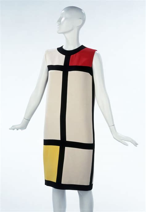 collezione mondrian yves saint laurent|yves saint laurent iconic dress.